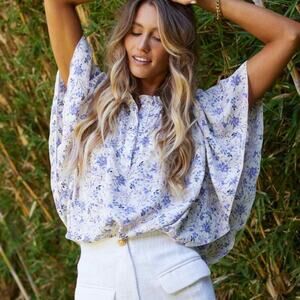 New with Tag Bishop + Young Camille Blouse Botanical Print size Large